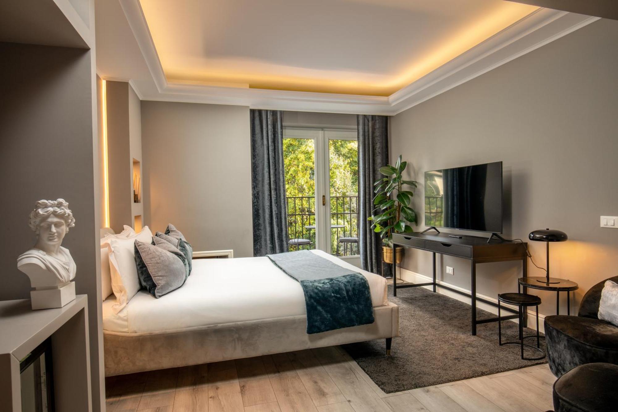 Naman Hotellerie - Spagna Róma Kültér fotó